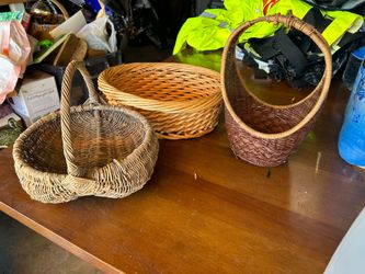 Bunch of baskets! Make an offer
