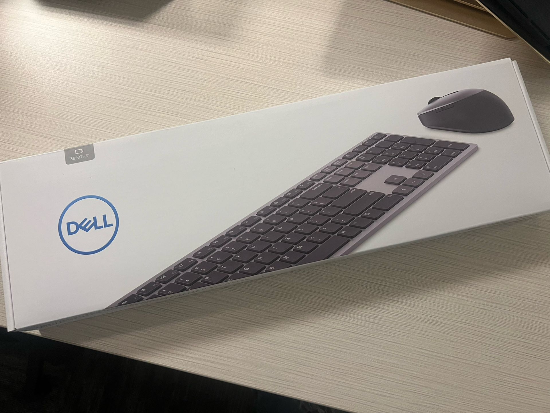 Dell Premier multi device Wireless Keyboard And Mouse 