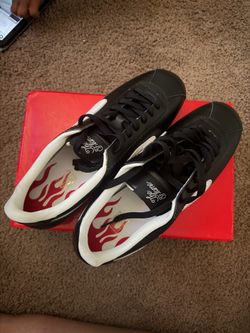 Mens shoes size 11