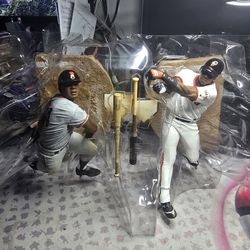 2005 mcfarlane MLB giants of the homerun Willian Mays 660 Barry Bonds 2 pack