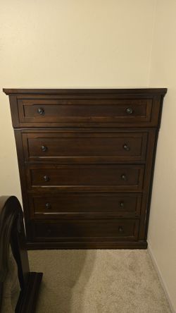 5 Drawers Chest