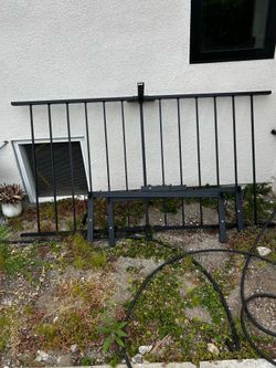 Twin bed frame