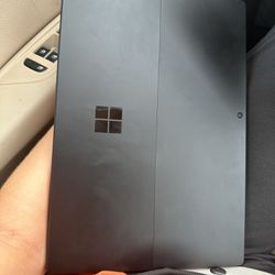 Microsoft - Surface Pro 7 - with Black Type Cover - Case - And Pen All Working 