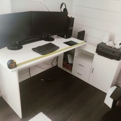 Modern White L-Shaped Desk with Storage