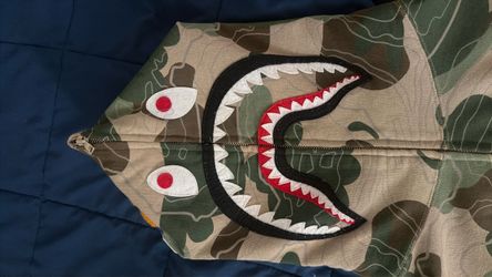 BAPE SHARK HOODIE - layered line CAMO green-M