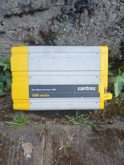 Xantrax Sine Wave Inverter 1000watts