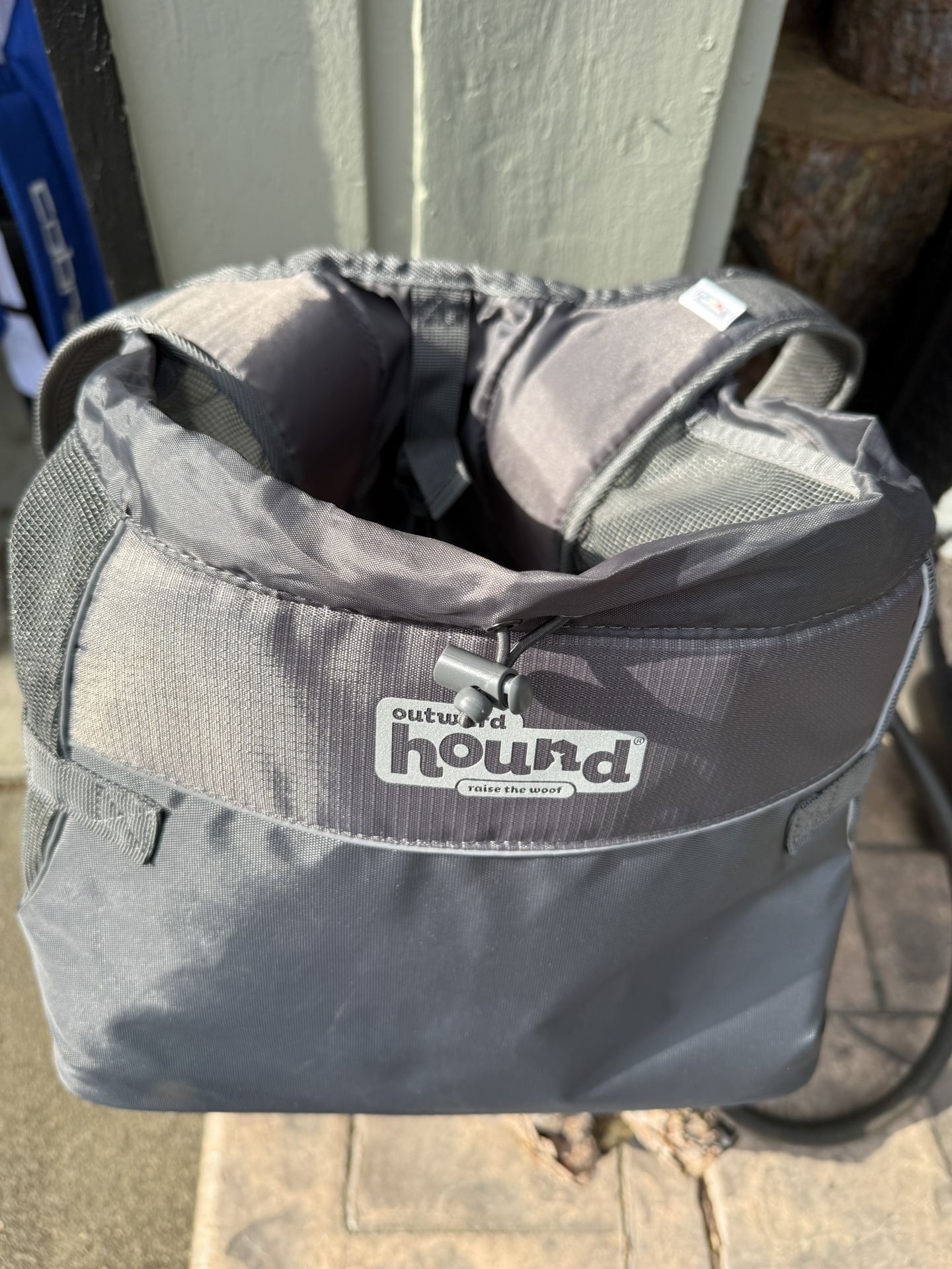 Dog carrier
