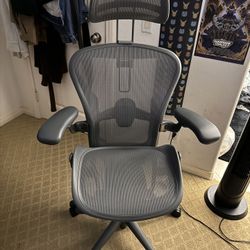 Herman Miller Aeron Remastered Size B