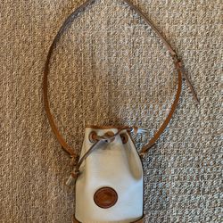 Vintage Dooney & Bourke Purse / Bag 