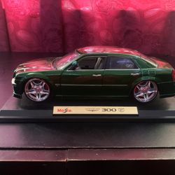 Maisto Chrysler 300 Hemi C Scale Model