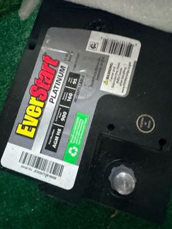 EverStart Platinum AGM H8 Car Battery