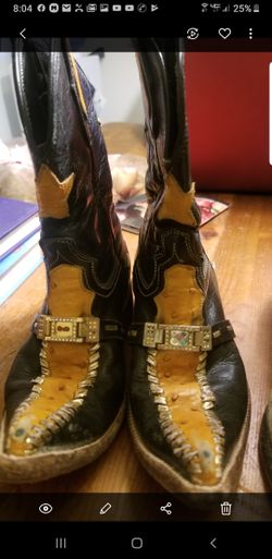 SUPER COOL BOOTS BOY SIZE 8