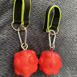 Climbing pull-up power ball hold grips