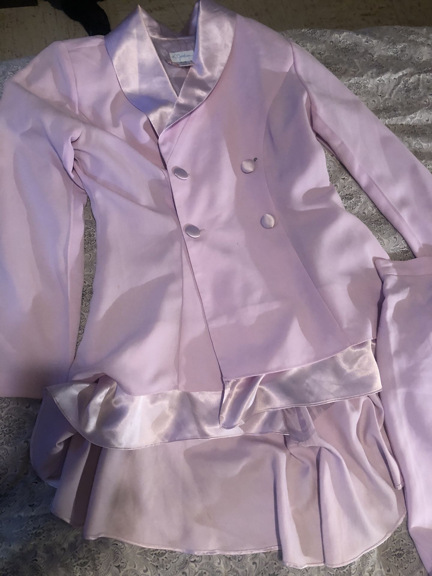 Lady size 6 pencil skirt and jacket