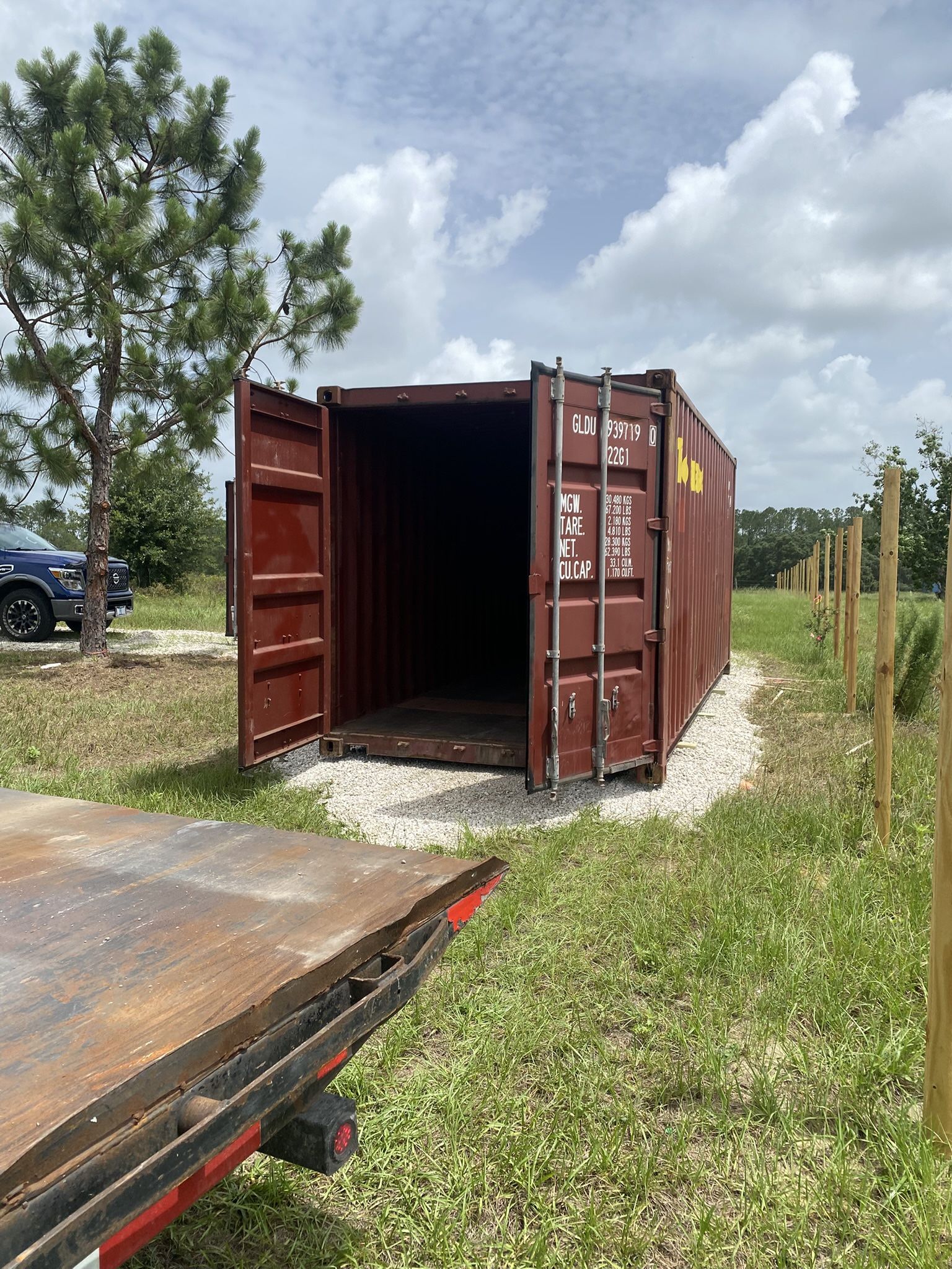 STORAGE CONTAINERS / CONEX BOXES