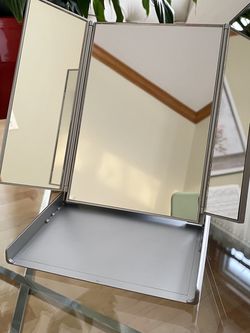 Portable Folding Mirror