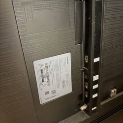 TV Samsung 75 Inches