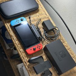 Nintendo Switch 