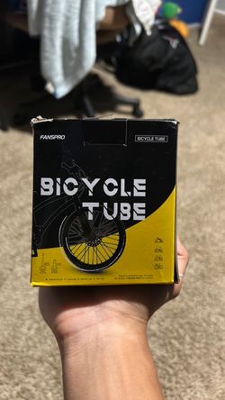 A 2 pack 20 inch tube
