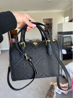 Black cute purse