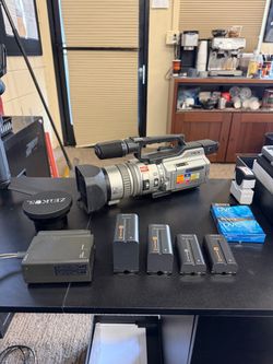VX2000 SONY VIDEO CAMERA