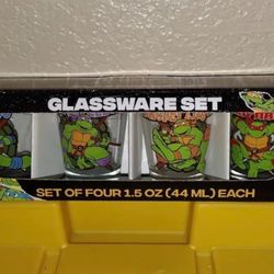 TEENAGE MUTANT NINJA TURTLES 1.5oz GLASSWARE SET OF 4 TMNT GLASSWARE SET NEW