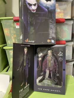 Hot Toys - Dark Knight Joker MMS68
