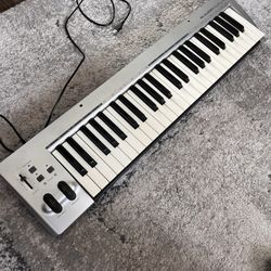 Keyboard with USB
