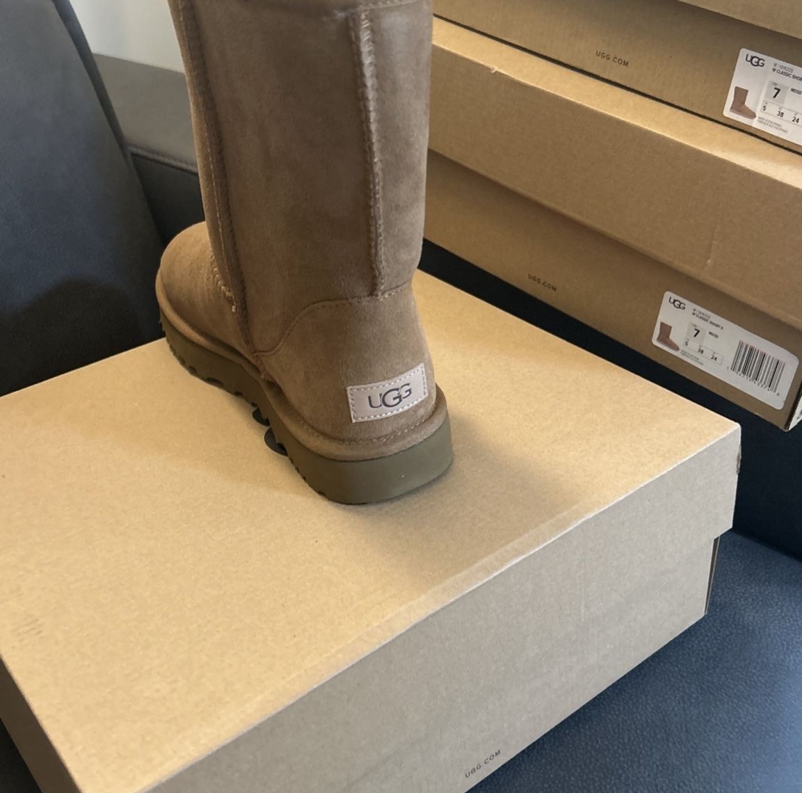 Uggs Classic Size 7