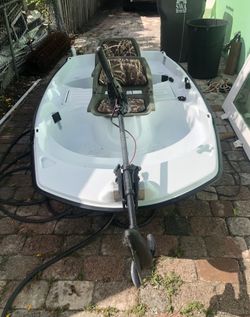 Bote de pesca ( Pelícan )