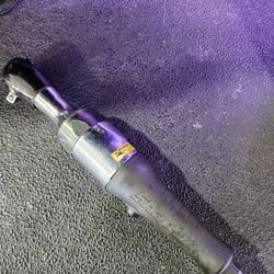 Snap On 3/8 Air Rachet FAR7200