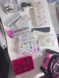 Geles , Diseños 💅 Lote de productos para uñas – ¡Ideal para comenzar o abastecer tu salón! ✨