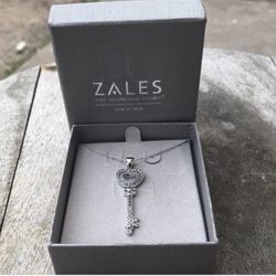 Zales Silver Heart Key Necklac