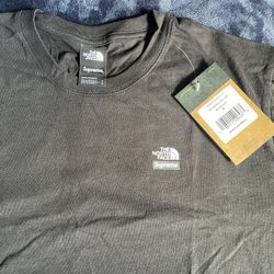 Supreme North Face Mountain Tee Size Medium 