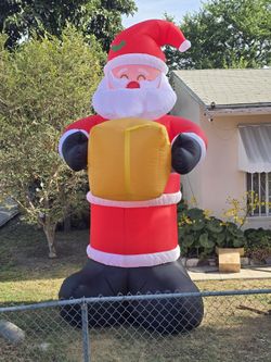 12' Inflatable Santa Clause