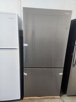Refrigerador Hisense 31 1/2 nuevos en caja