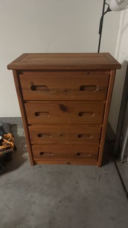 4- drawers dresser