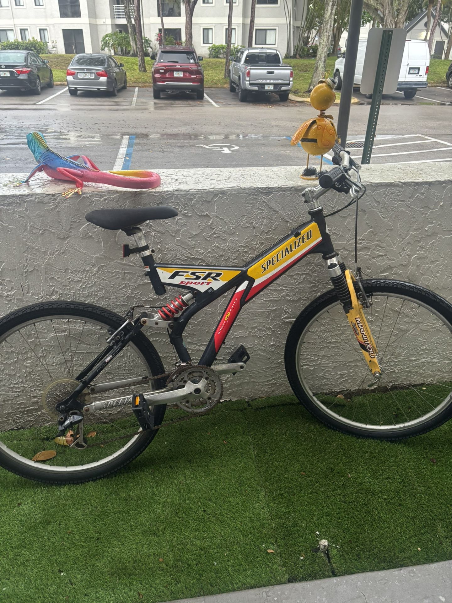 For Sale – Specialized FSR Sport Full Suspension MTB
