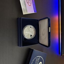 End Of World War II 75th Anniversary American Eagle Silver Coin