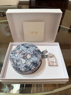 DIOR - Jewelry Case with Perfume