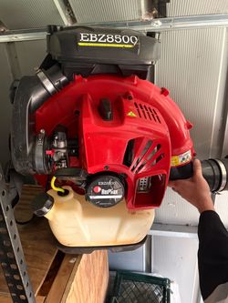 RedMax EBZ8500 Backpack Leaf Blower