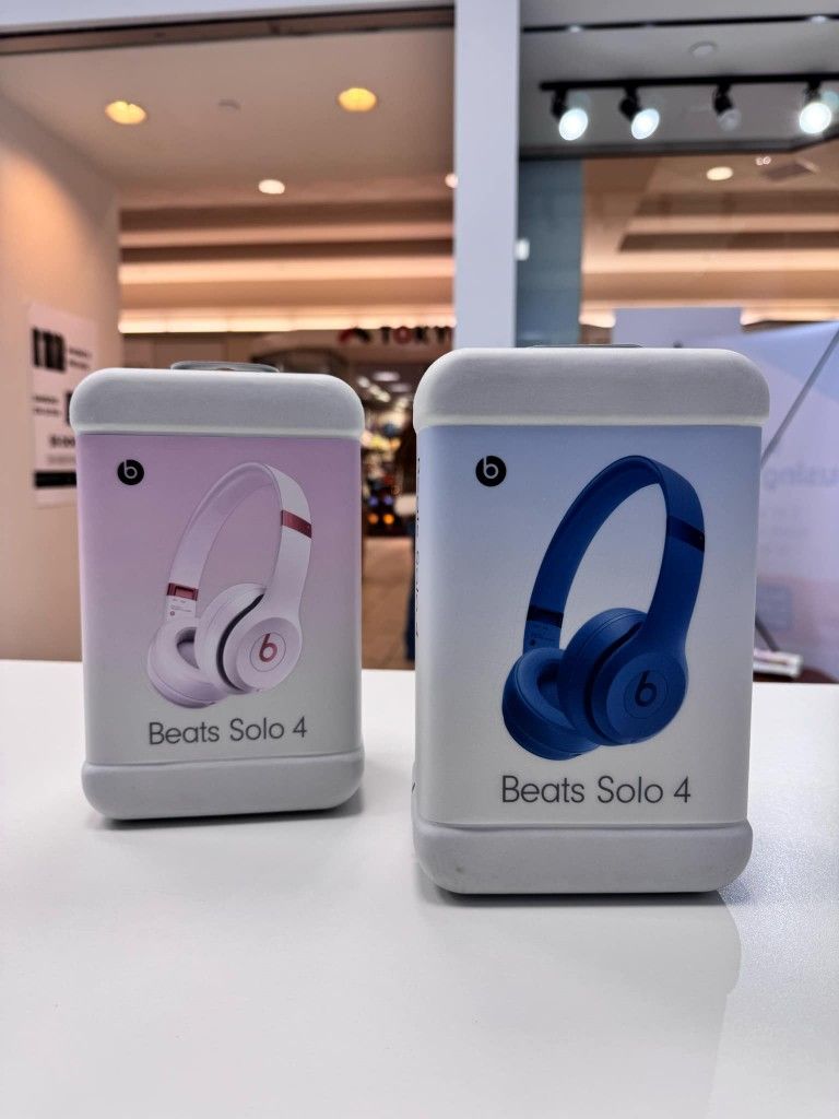 Apple Beats Solo 4 Bluetooth Headphones New - Pay $5 DOWN AVAILABLE - NO CREDIT NEEDED