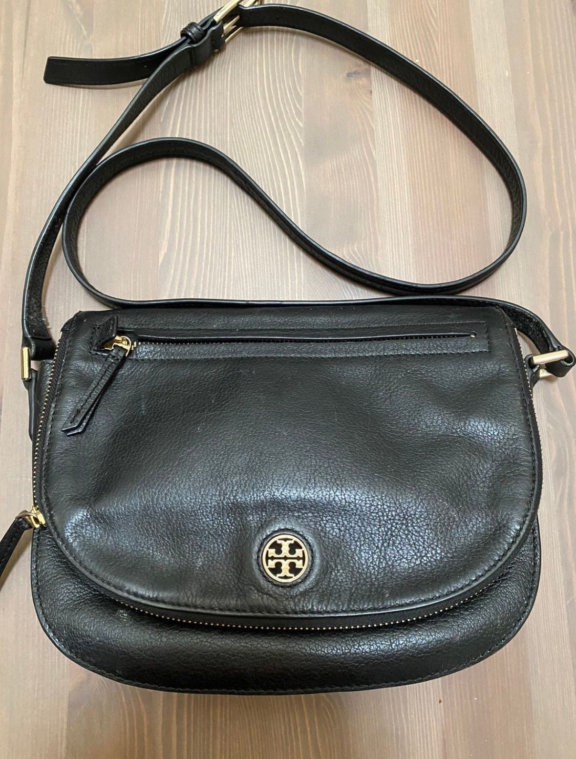 Tory Burch Black Leather Brody Saddlebag Crossbody Handbag