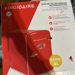 Mini Fridge 