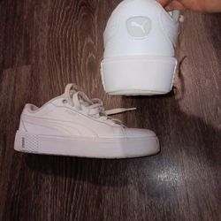 PUMA SZ9 WMNS WHITE SEMI USED 
