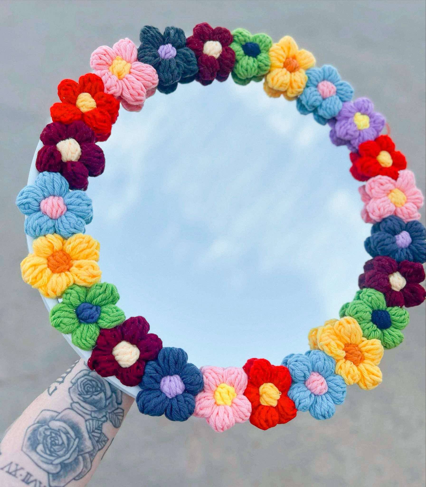 Flower mirror