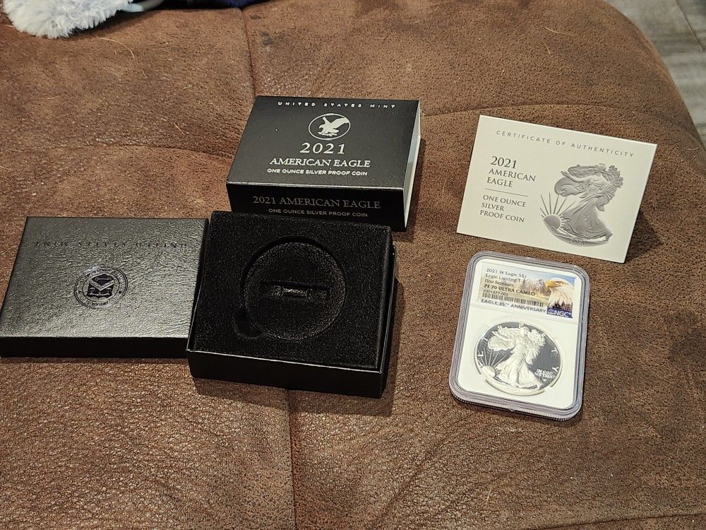 2021 W Eagle Eagle Landing T-2 S$1 Silver