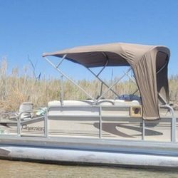 Pontoon, 2001 Premier Explorer 200