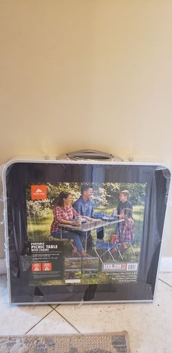 Portable Picnic Table with Chairs
