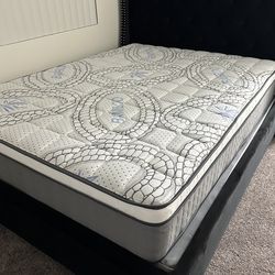 Queen Size Mattress Pillow Top 12" we offer same day delivery